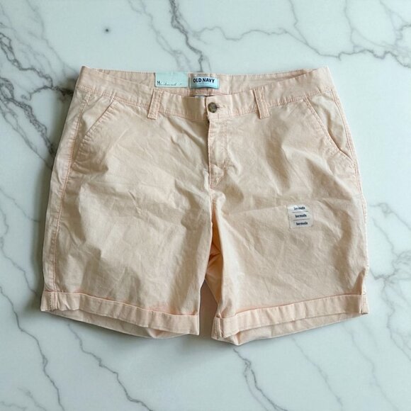 OLD NAVY Women's Peach Cuffed Mid Rise Shorts Size 14 NEW NWT - Picture 1 of 7